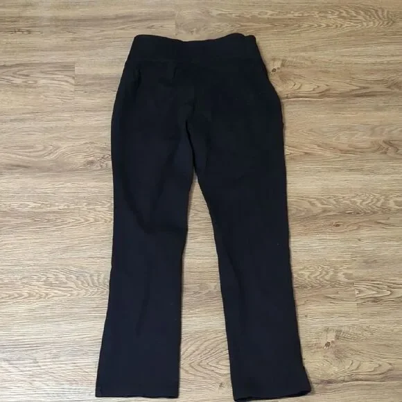 Classic Black Women's Pants - Picture 5 of 5